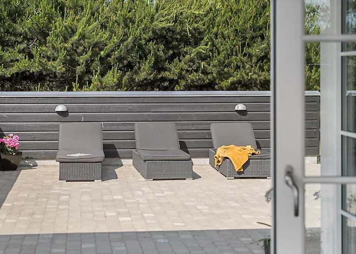 Bv242-blavand-toldbodvej-14-b * Blavand